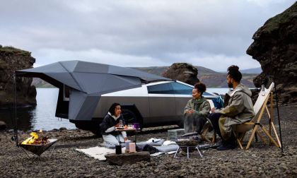 Tesla Cybertruck Camping