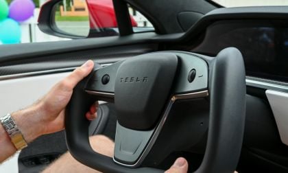 Tesla yoke steering wheel
