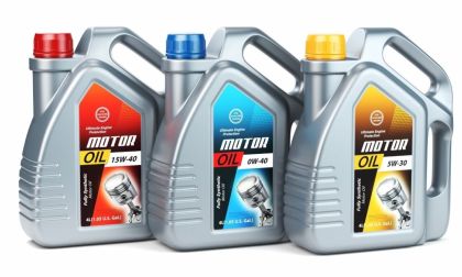 The Importance of Knowing If Your Car Needs Thinner or Thicker Motor Oil