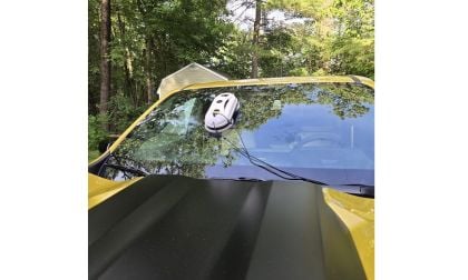 Windshield cleaning robot image by John Goreham