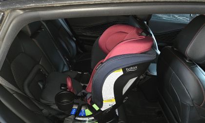 2026 Dodge Charger SIXPACK with child seat installed