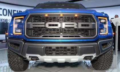 2017 Ford F150 Raptor low front