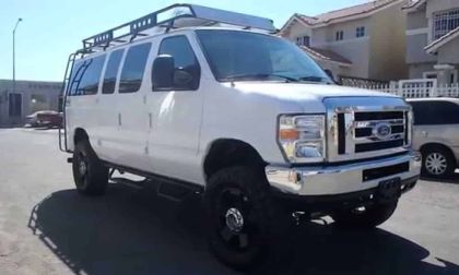 2008 Ford E350 van