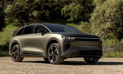 2026 Lucid Gravity Review -- Performance SUV or Performance Minivan, It's Fun And Upscale Either Way