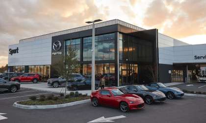 Mazda dealer image.