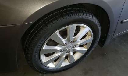 Image of Michelin Defender2 tires by John Goreham