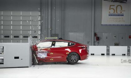 Tesla crash image courtesy of IIHS
