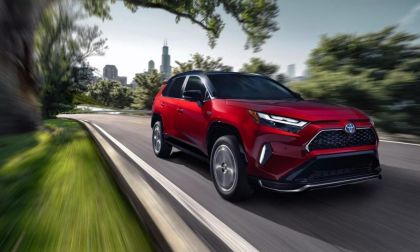 New Poll Shows RAV4 Hybrid Owners Would Not Switch to PHEV or EV