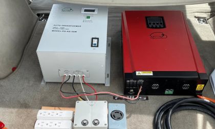 Plug out power 5kW system in Toyota Prius 