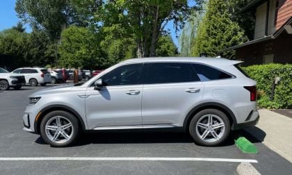 Silver Kia Sorento PHEV