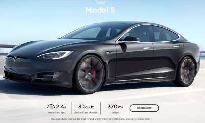 Tesla creates new supercar. 