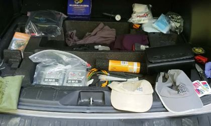 What is missing form this emergency kit?