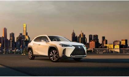 Lexus introduces UX urban crossover.