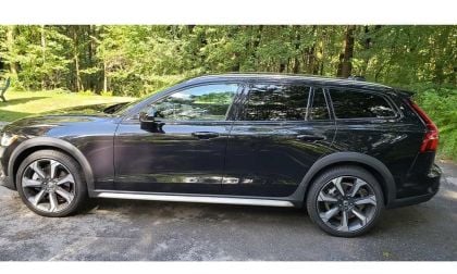 Images of the Volvo V60 Cross Country B5 by John Goreham