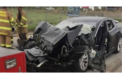 Tesla autopilot will be pulled by NHTSA. 