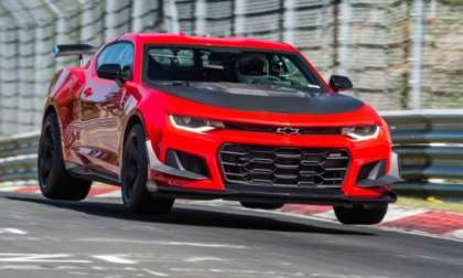 2018 Camaro ZL1 1LE flying at the Ring