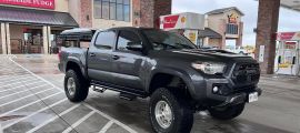2019 Toyota Tacoma lifted