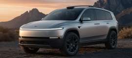 This is probably how a Rivian R1S-based Tesla would look like.