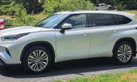 2023 Toyota Highlander Platinum
