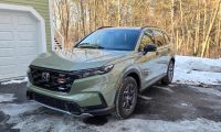 2026 Honda CR-V TrailSport Hybrid looks ready for action in a snowy scene