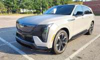 2026 Cadillac Escalade IQ Premium Sport Luna Metallic color