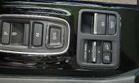 Piano black trim in a Honda Pilot