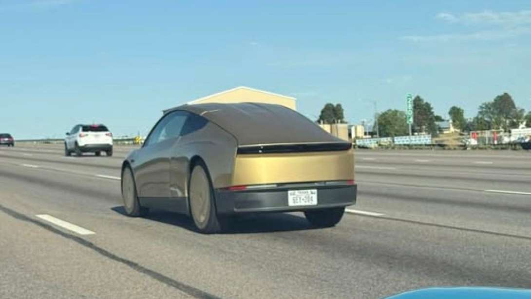 Tesla Cybercabs Spotted in Colorado
