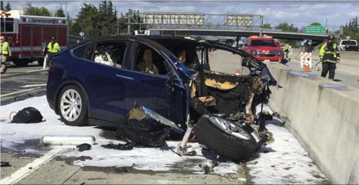 Image of Crumpled Tesla Following Fatal Crash