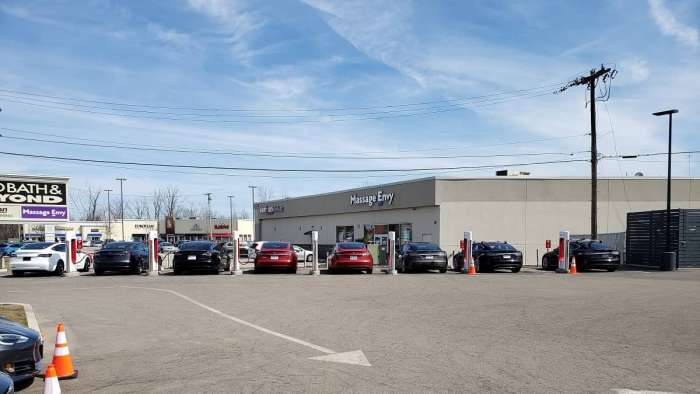 Tesla Supercharger image by John Goreham