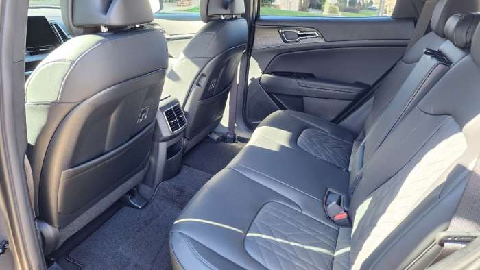 The 2023 KIA Sportage PHEV second row